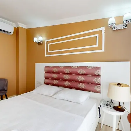 The Wolf Hotell
