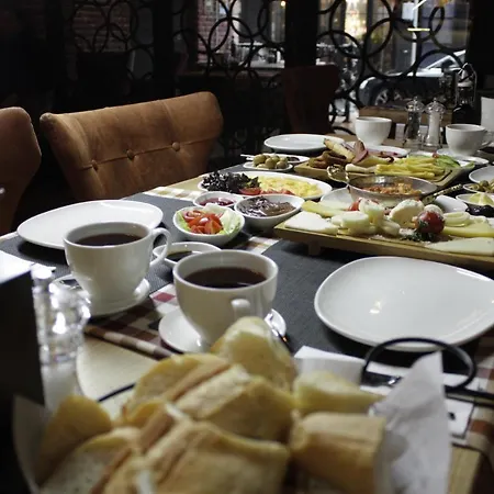 The Wolf Hotell 3*