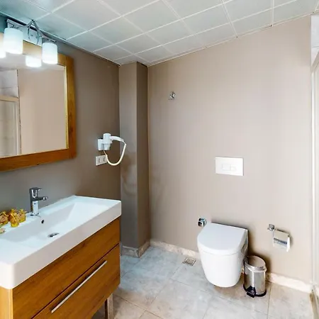 The Wolf Отель Стамбул