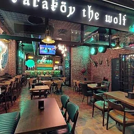 The Wolf איסטמבול