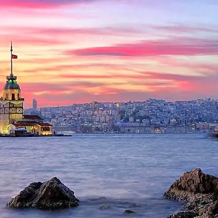 The Wolf 3* Istanbul