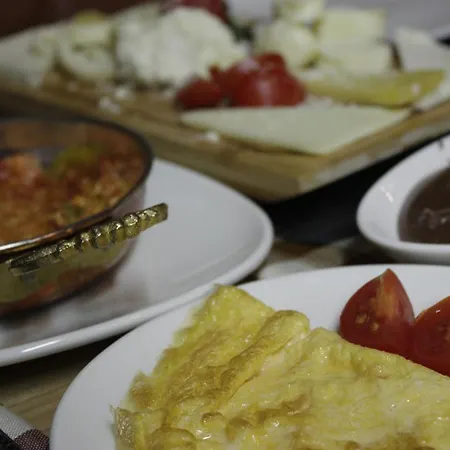 The Wolf 3* İstanbul