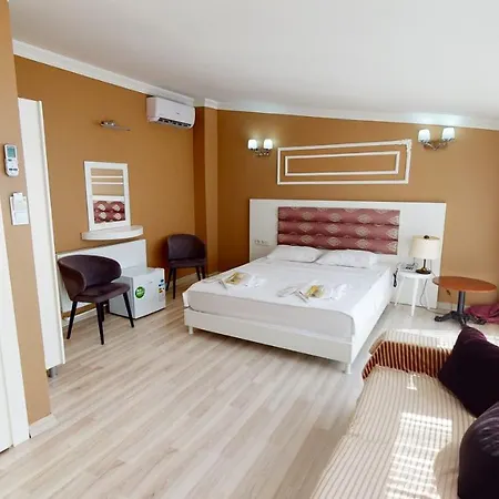 The Wolf イスタンブール