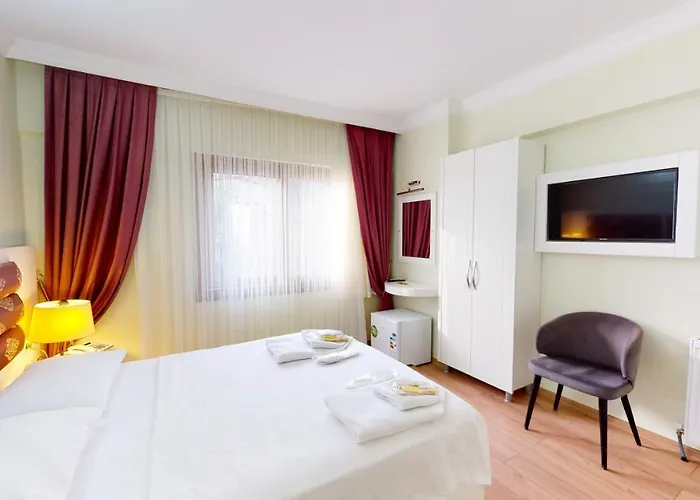 The Wolf Hotell 3*